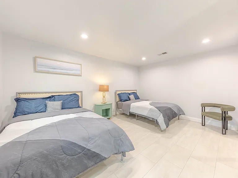 829 E Camino Real Ave — Photo 22