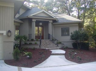 4 Friendfield Ct, Hilton Head Island, SC 29928