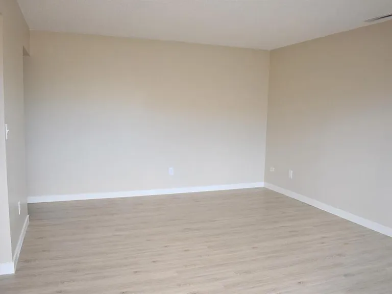 6829 Western Pl — Photo 6