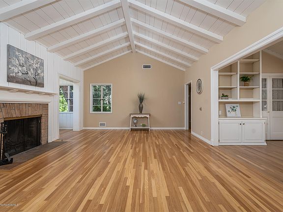 5th image of 2419 Los Amigos St