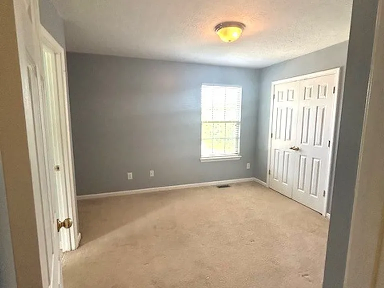 2709 Michelle Park — Photo 20