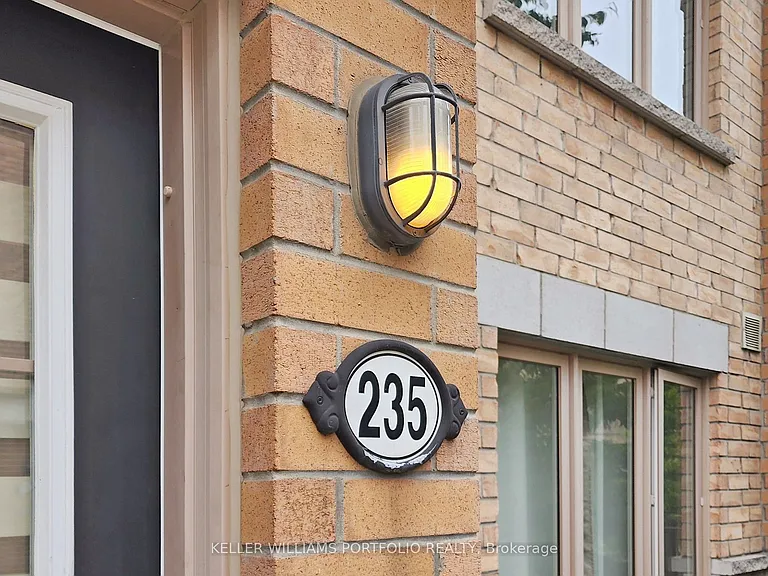 10 Foundry Ave #235 — Photo 49