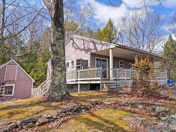 3rd image of 33 Webster Road