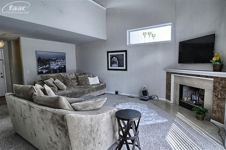 1st image of 5412 Country Club Ln