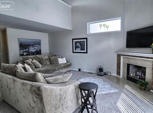 5412 Country Club Ln, Grand Blanc, MI 48439