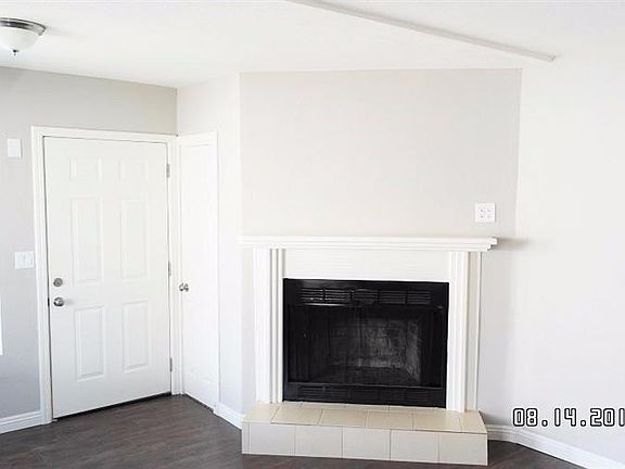 4th image of 16857 Tracy St