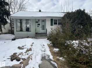 9128 83rd St NW, Edmonton, AB T6C 2Z4