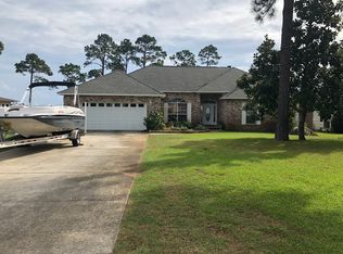 6817 Tidewater Dr, Navarre, FL 32566
