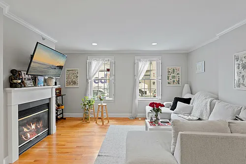 57 Bartlett St #3 Photo 1