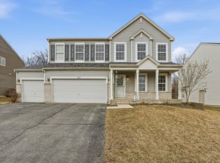 1111 Canyon View Ln, Joliet, IL 60432