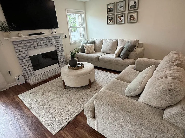 703 Stillhouse Ln — Photo 5