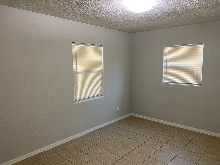 4914 Anzio St — Photo 9