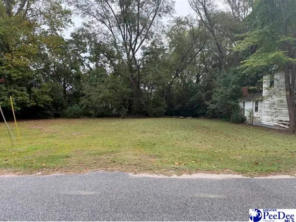 822 Commander St, Florence, SC 29506