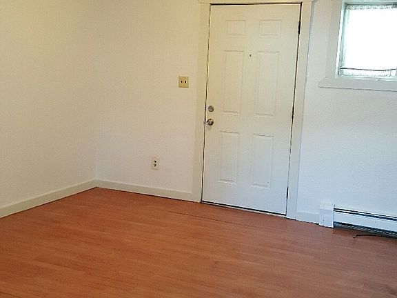 4th image of 2008 Gillam Way Unit B