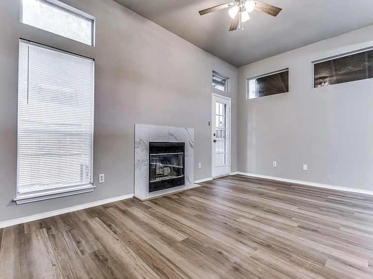 3935 Pickett Pl — Photo 3