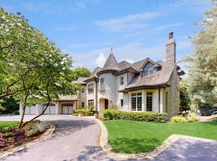 165 Maple Hill Rd, Glencoe, IL 60022