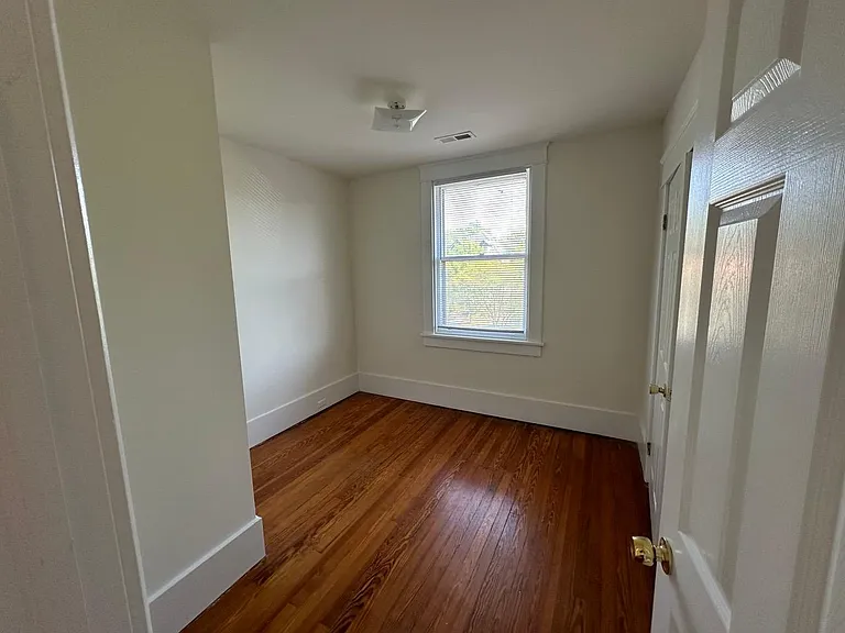 3307 Semmes Ave #2 — Photo 6
