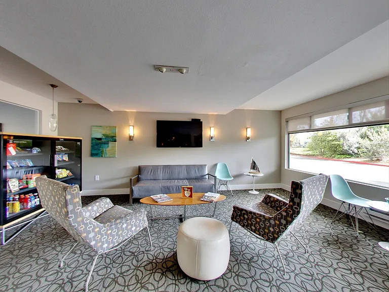 Panomar Luxury Apartments — Photo 39