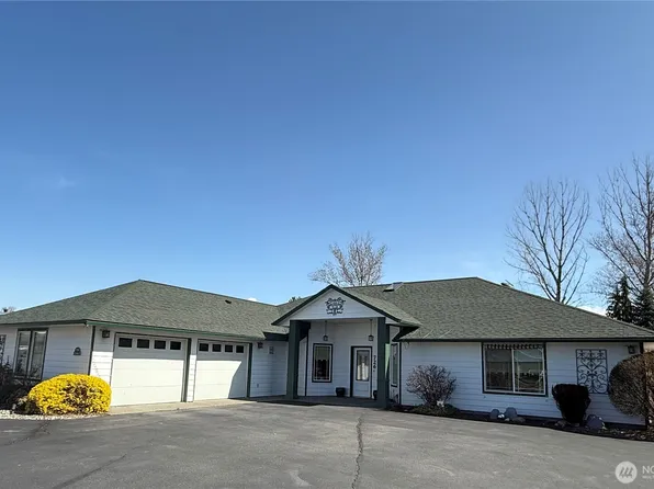 726 Kenwood Street, Omak, WA 98841