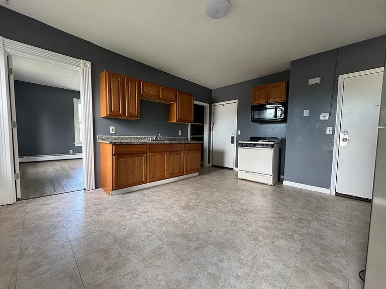 223 High St #N3 — Photo 2