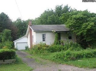 984 W Waterloo Rd, Akron, OH 44314