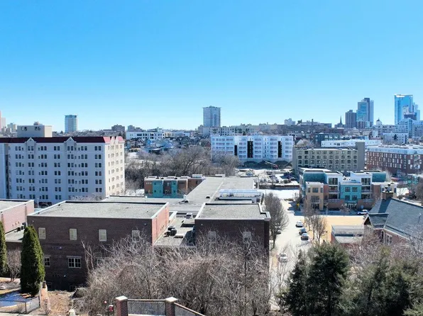 301 East Reservoir AVENUE #4, Milwaukee, WI 53212