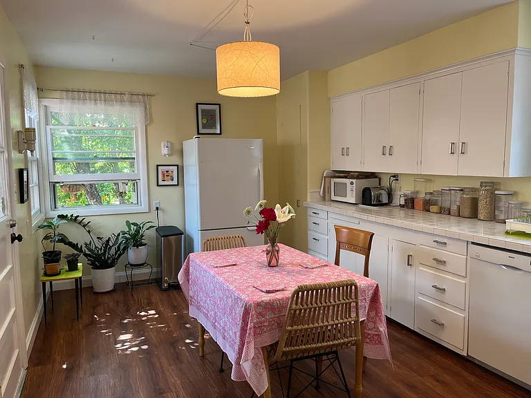 1215 NE 71st Ave — Photo 14