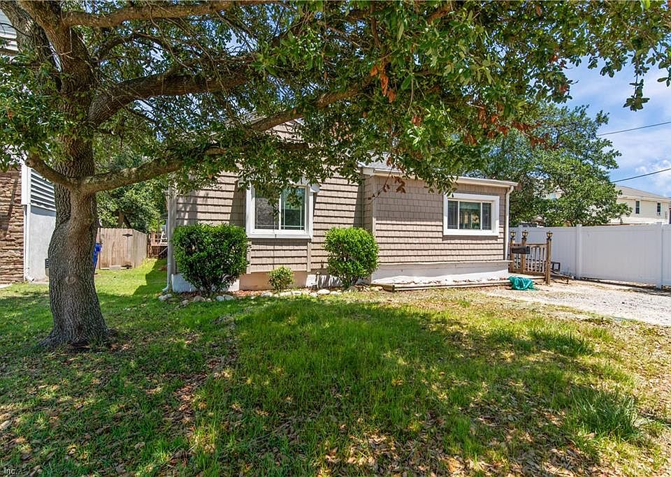 1st image of 856 Little Bay Ave