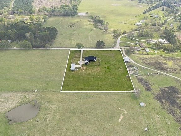 3rd image of 308 Grimes Cemetary Rd