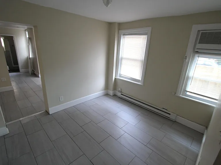 731 S 16th St #1R — Photo 4
