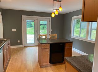 5 Brentwood Rd, Carmel, NY 10512