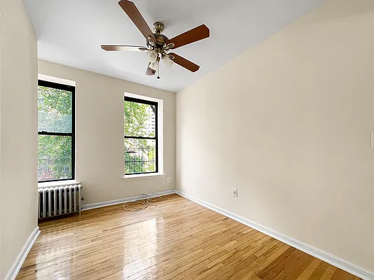 Rented by Compass | media 9