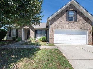 8417 Appledale Dr, Charlotte, NC 28262