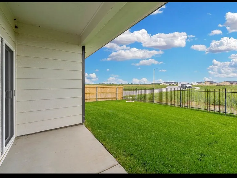 2013 N Reece Rd #2013 — Photo 25