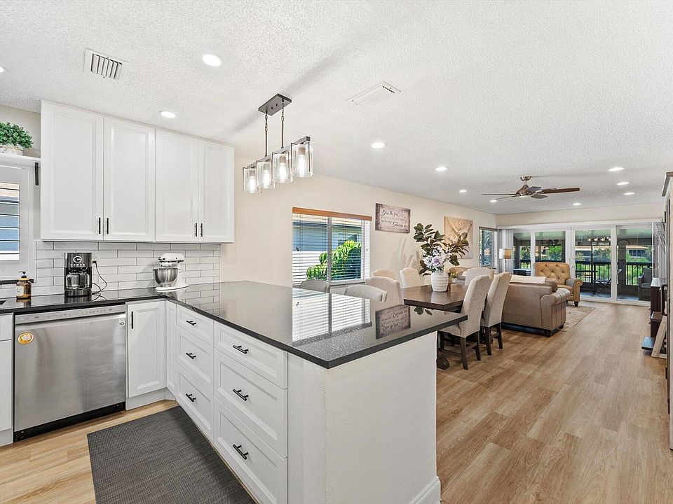 1st image of 5844 Areca Palm Court Unit b