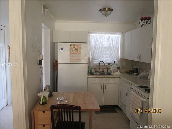 4th image of 8060 N Sunrise Lakes Dr #106