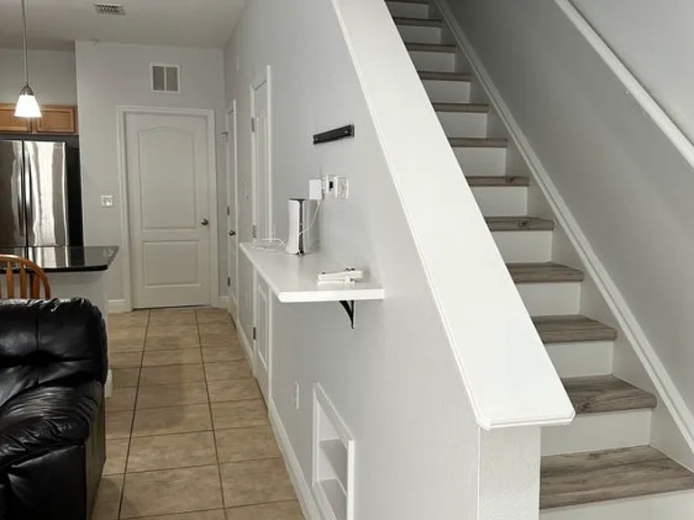 2950 SW 35th Pl #50 — Photo 7