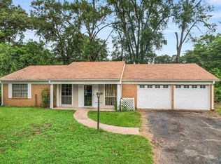 708 Madelaine Dr, Gilmer, TX 75644