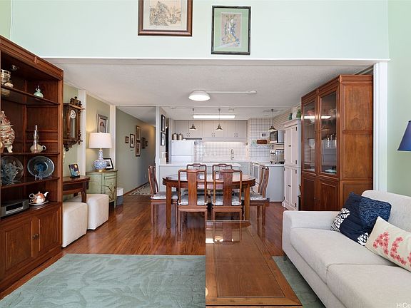 2nd image of 666 Prospect St APT 402