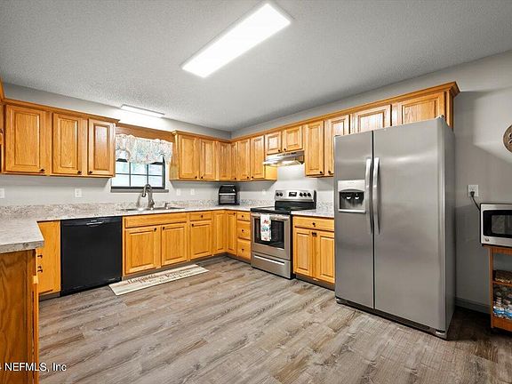 3rd image of 241595 COUNTY ROAD 121