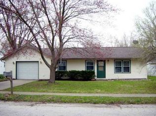 1909 Sangamon Dr, Champaign, IL 61821