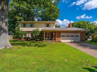8366 N Larch Pl, Newburgh, IN 47630