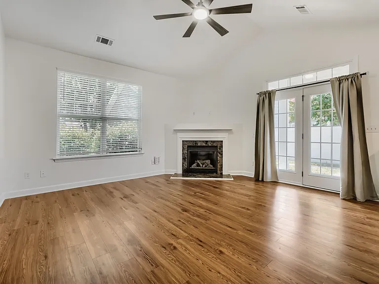 13718 Aldenbrook Dr — Photo 28