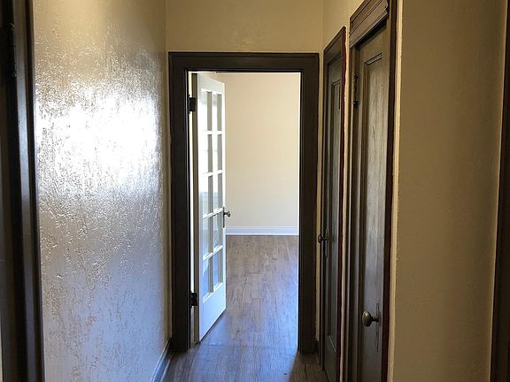 3rd image of 210 E 10th Ave #23