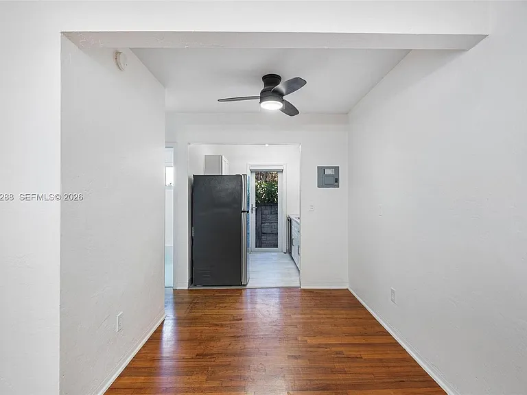 428 Collins Ave #7 — Photo 10