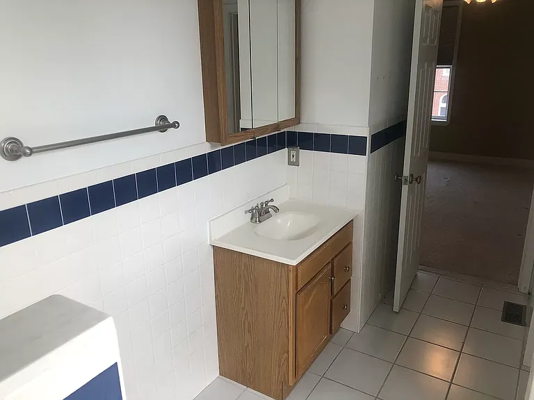 105 W Fort Ave — Photo 13