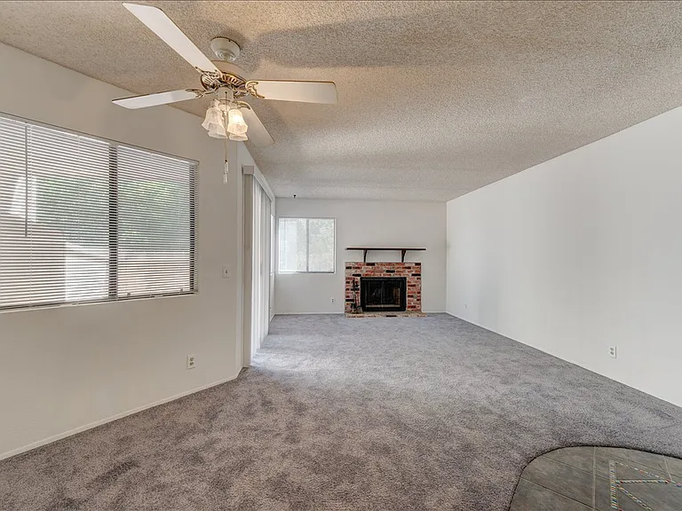 2914 Alwood Ct — Photo 3
