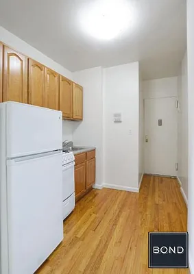 Rented by Bond New York | media 6