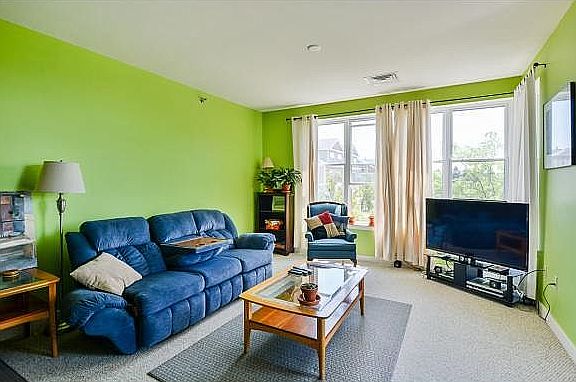 S. Facing Windows in LR