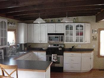 3rd image of 104 E River St